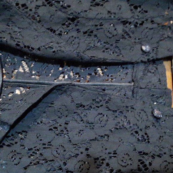 Women laced jacket - Picture 3 of 7